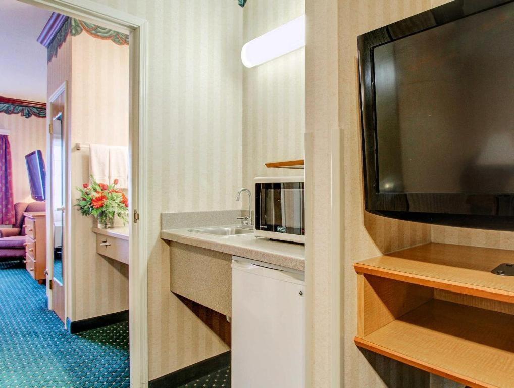 Sleep Inn Bessemer Helena Екстериор снимка