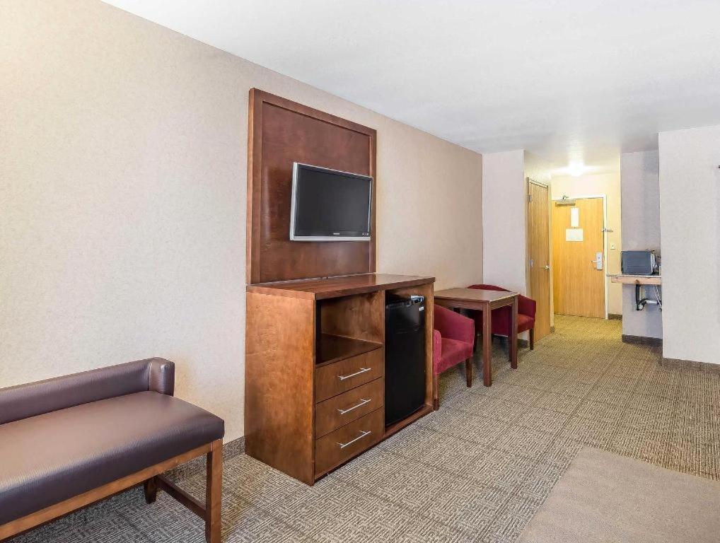 Sleep Inn Bessemer Helena Екстериор снимка